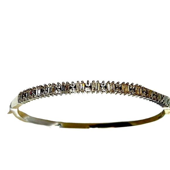 Silver Tone Cubic Zirconia Bangle Bracelet A78 - Picture 6 of 6
